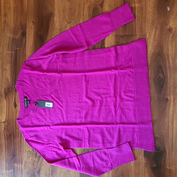 Banana Republic Merino Wool Washable Wool Crew Neck Sweater - Picture 4 of 11